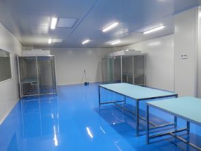 工廠無塵車間裝修方案 潔凈室與潔凈棚的成本比較