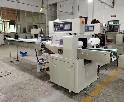 熱收縮膜包裝機(jī)的廣泛應(yīng)用領(lǐng)域與適用包裝物詳解